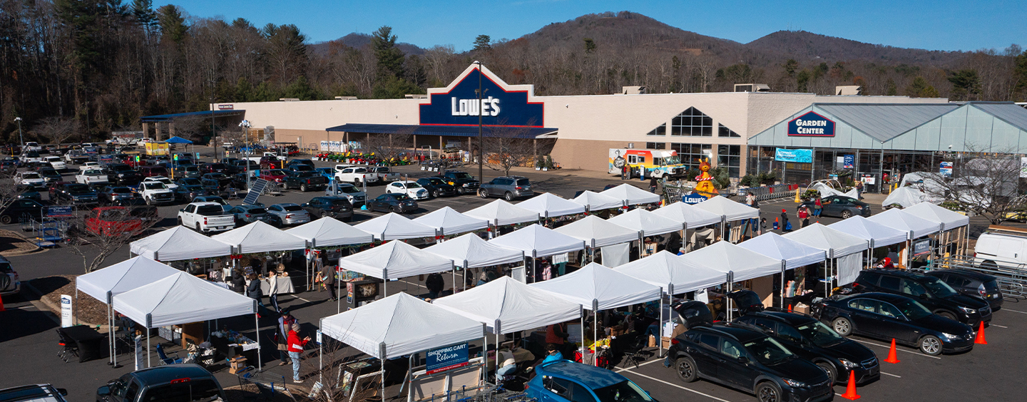 Crafting a Comeback: Lowe’s Holiday Pop-Up Aids Artisans in Recovery 